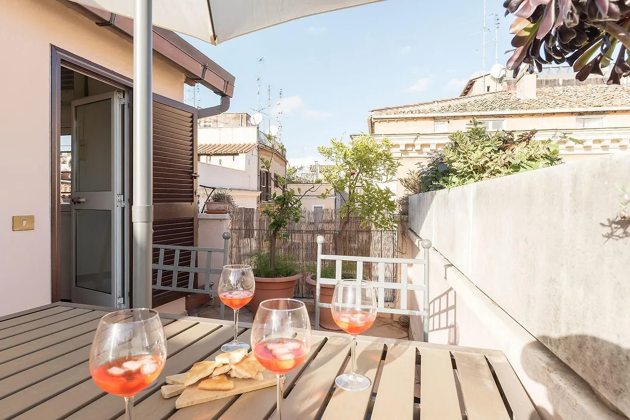 Ferienwohnung Penthouse With Terrace In The Heart Of Rom